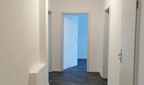 Bright 3-room apartment with balcony and underfloor heating (92 m²) – ideal for couples or a home office.