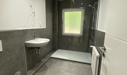 Attractive 4-room apartment with a balcony in Aldenhoven – newly renovated and ready to move in immediately.