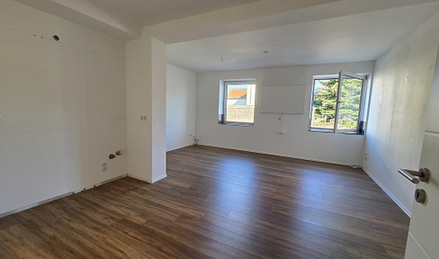 Ground-floor apartment with its own entrance, recently renovated, for rent in a beautiful, peaceful location near Schwalmtal-Dilkrath.