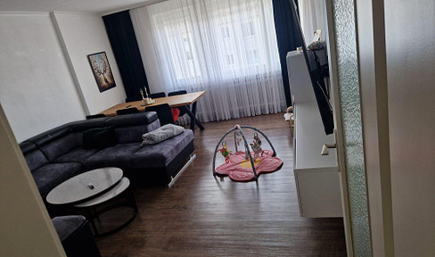 Spacious 3-room apartment in Hannover-Ahlem, free from rental charges – an attractive investment property with a balcony and garage.