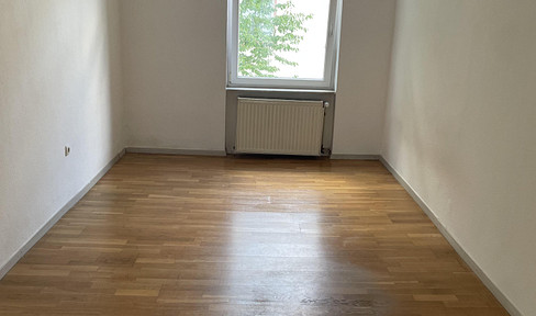 Charmante 2-Zimmer-Altbau-Wohnung in beliebter Lage von Bornheim zu vermieten