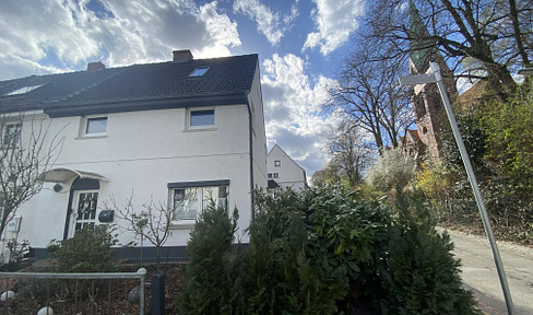 Move in without the construction stress: Modern terraced house with extra features.