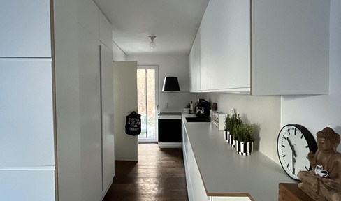 Einfamilienhaus mit Traumgarten in Alt-Bonames