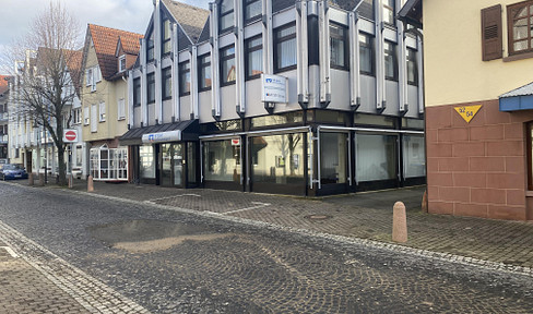 Versatile property in a central location in Salmünster.