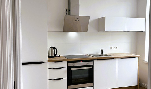 Erstbezug nach Kernsanierung - Helle 1 Zimmer Wohnung