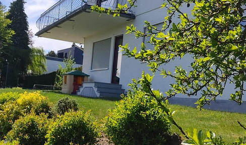 Leben mit Panorama: attraktives Haus in Welschneudorf mit traumhafter Aussicht