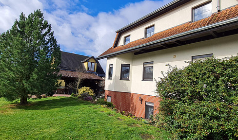 wieder verfügbar, Massivhaus 148qm+/Büro-Einlieger im Souterrain 78qm
