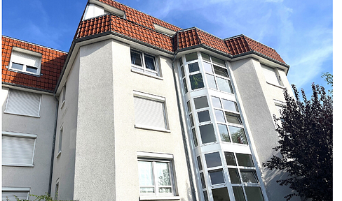 Bright 2-room apartment in Stuttgart-Münster | Balcony, underground parking space, newly renovated.