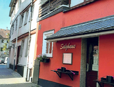 Popular and well-established food stall in Friedberg is looking for a new owner!