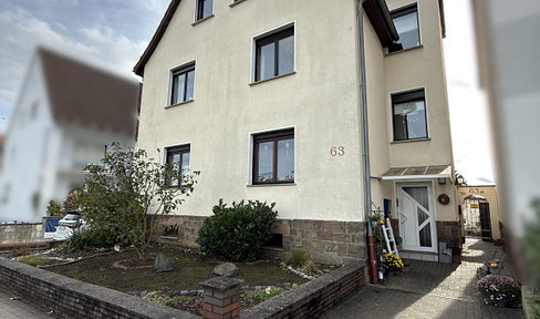 Two-family house in the center of Butzbach – immediate rental income, also suitable for personal use.