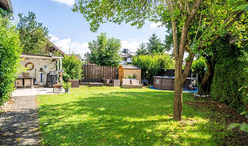 Exceptional ground-floor garden apartment, 260m², including a property valuation report.