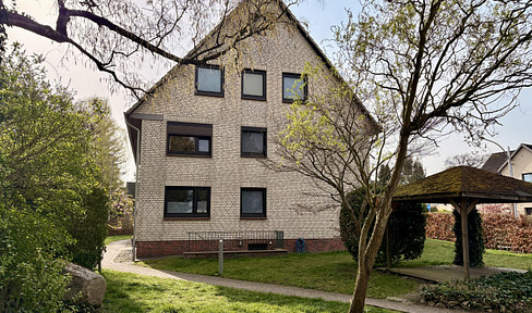 Bright 2-room attic apartment with parking space/carport, for sale by owner.