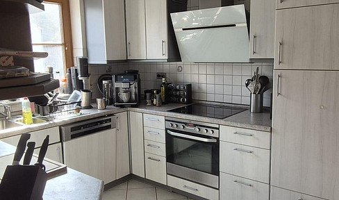 For rent: Semi-detached house with 5.5 rooms in Rottenburg-Oberndorf.