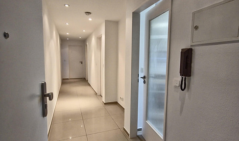 Privatverkauf: Elegante 3-Zimmer Wohnung mit Balkon in Bietigheim-Bissingen
