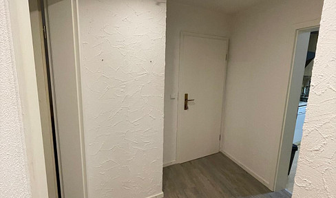 Bright, central 2-room apartment with balcony, located on the 2nd floor.