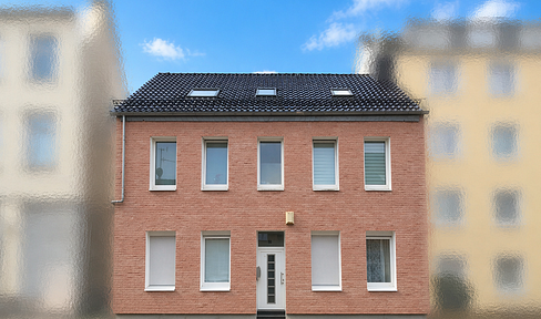 Großfamilienparadies mit großem Grundstück und zu prüfender Entwicklungsperspektive