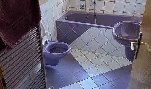 Well-maintained 3-room apartment with balcony in Leinfelden-Echterdingen.