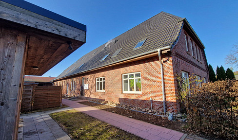 Charmante 4-Zimmer-Altbauwohnung im sanierten Resthof