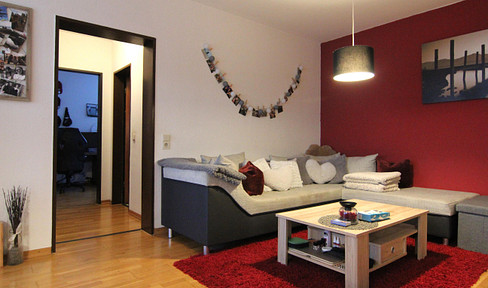 3-room apartment with bathroom, guest toilet, and balcony.