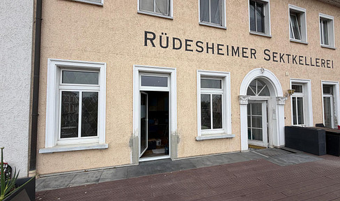 Excellent 2-room apartment in a prime location in Rüdesheim.