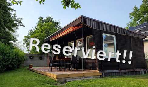 2-room bungalow with a plot of land near both the lagoon and the Baltic Sea.