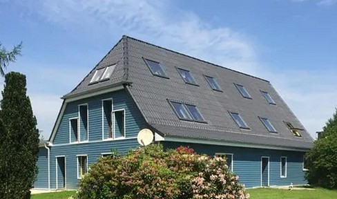 Exclusive country house with a large barn, offering plenty of space for family and animals.