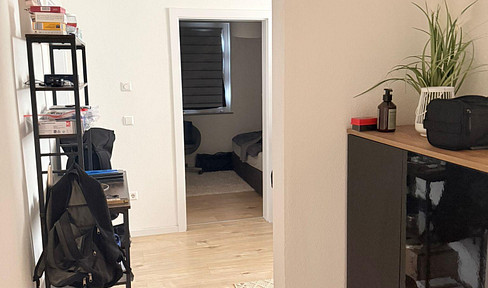Charming, bright 2-room apartment, including furniture.