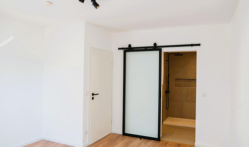 2-room apartment in Bruchköbel – newly renovated, modern, for rent by owner.