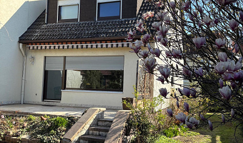 Terraced house in Rudow - available directly from the owners, without any commission fees.