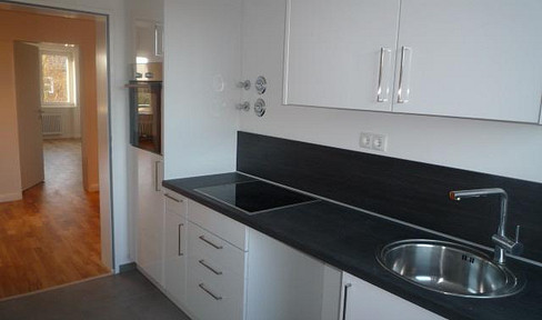 Helle 3-Zimmer-Wohnung mit Balkon & TG Stellplatz in HH-Hohenfelde - top vermietet
