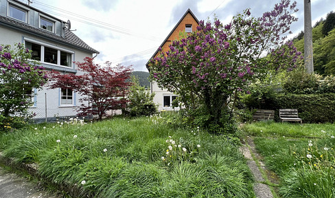 Kernsanierte EG Wohnung in Calmbach in zentraler Lage