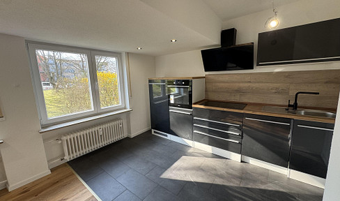 Erstbezug nach Komplettsanierung – helle 1,5-Zimmer-Wohnung (56 m²) mit neuem Parkett & Einbauküche