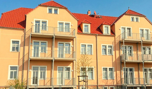 Bright 2-room apartment with a balcony, located in an ideal area between Meißen and Dresden.