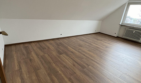 Renovated 2-room attic apartment with kitchen and sauna.