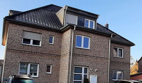 Attractive 4-room maisonette apartment with a balcony in Bergheim.