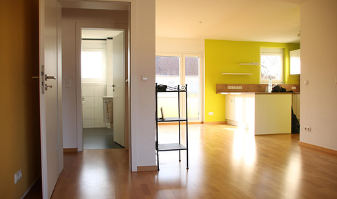 Lichtdurchflutete 3-Zimmer Obergeschossswohnung mit Balkon, Stellplatz in Hanau-Tümpelgarten