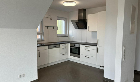 Sunny apartment with 3.5 rooms and a balcony in Sindelfingen.