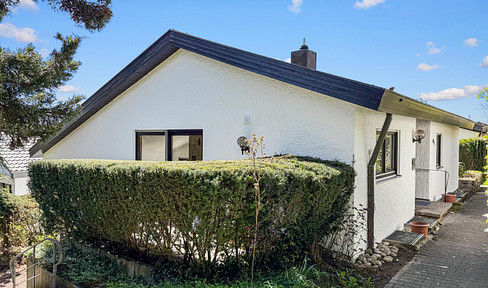 Heilbronn-Ost Bestlage: Architektenhaus mit Einliegerwohnung & Garten