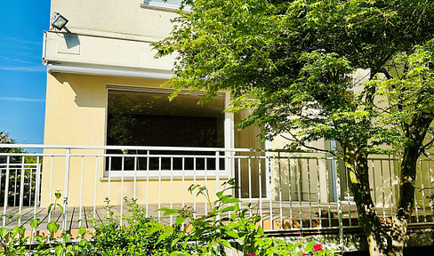 Renovated 3.5-room maisonette apartment | 150 m² | Garden & Terrace | Bad Homburg-Kirdorf.