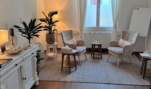 Ihre neue Therapie-Oase: Zentral, repräsentativ & einzugsbereit – Teil einer Praxis in Osnabrück