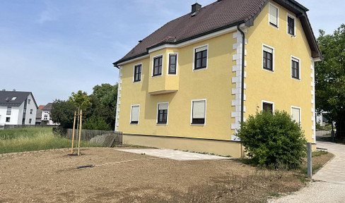 4,5-Zimmer-Maisonette-Gartenwohnung, frisch renoviert - EBK/Bad NEU!!