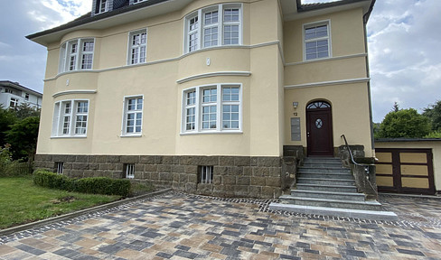 Villa, historic, safe, privileged, peaceful.