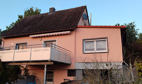freistehendes Einfamilienhaus mit großem Garten – ruhige Wohnlage