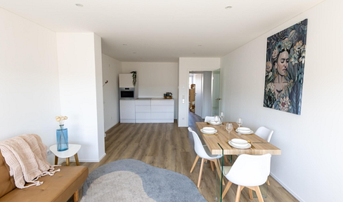 First occupancy after renovation: 3-room apartment with balcony in Neustadt.