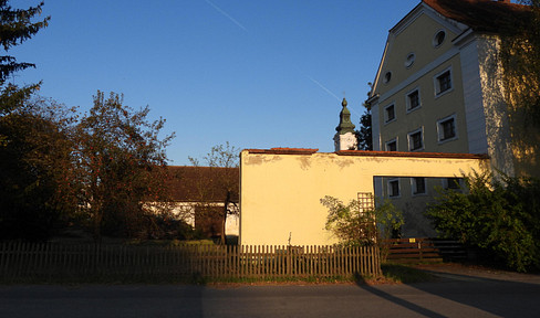 Farmstead with historically protected buildings - former Vornbach Abbey.