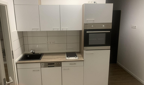 103-03 | Renovated 1-bedroom apartment with fitted kitchen, located in the center of Heilbronn.