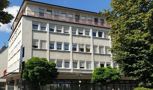 2 Zimmer Küche Diele Bad 66qm