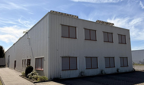 Attractive commercial building with office space in a prime location in Paderborn.