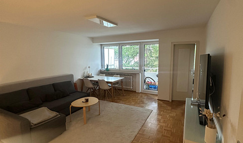 Unrented, commission-free 2-room apartment – quiet view of greenery, close to the industrial area/Haidhausen.