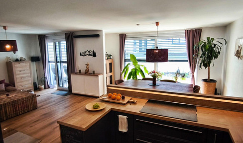 Neuwertiges KfW-55-Haus Baujahr 2023, 242 m² Nutzfläche, Energiekl. B, unter 370 € Nebenkosten
